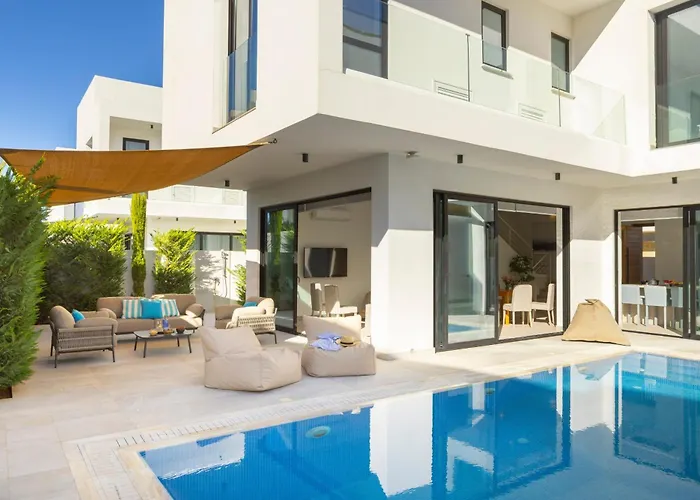 Protaras Periyiali Seaside Villa 33