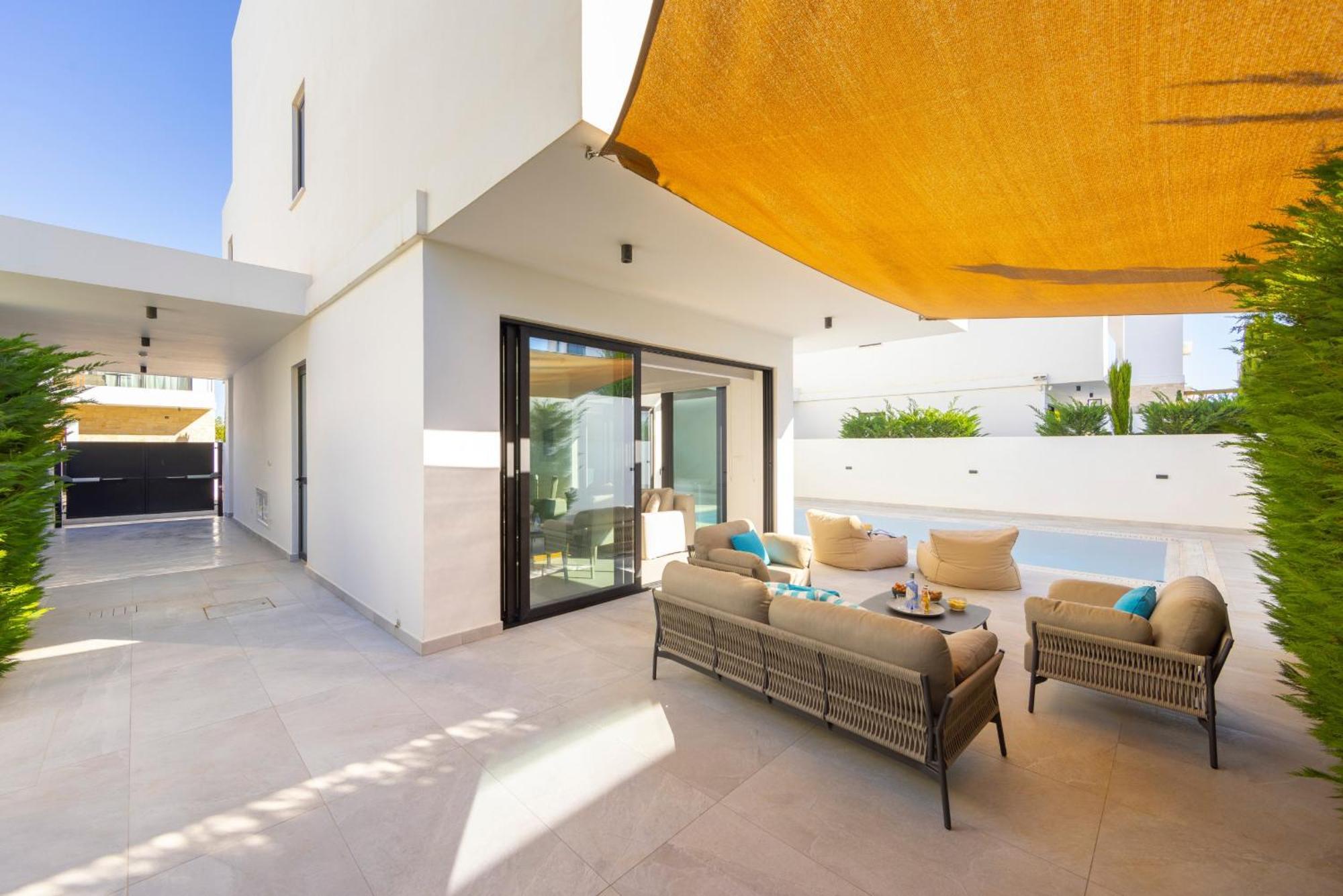 Villa Periyiali Seaside 33