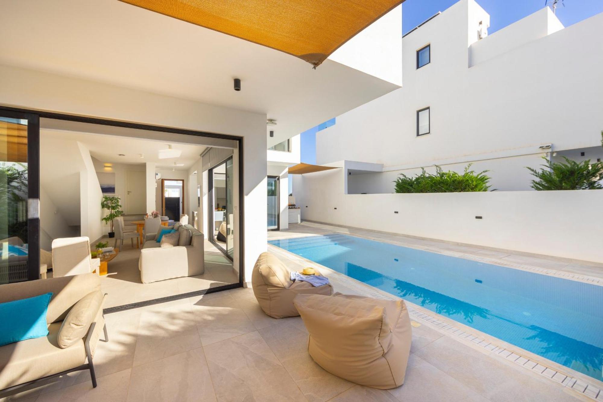Periyiali Seaside 33 Protaras